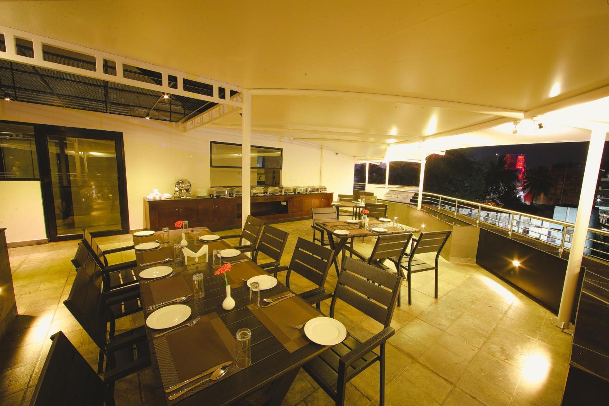 Akhil Classic Thiruvananthapuram Eksteriør bilde